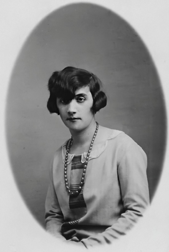 Simone Anne Lucienne  DESSAPT
1902-1994